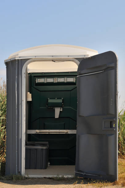 Best Porta potty delivery and setup  in Adrian, MN